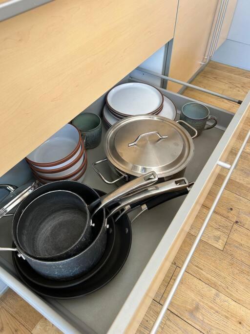 Apartament Homely & Thames View Londra
